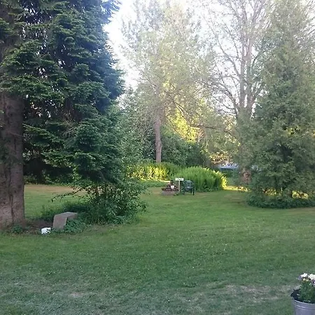 Nocleg ze śniadaniem Wanhan Apteekin Majatalo Kerimäki